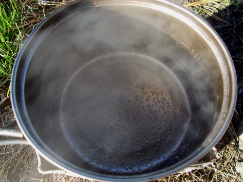 Bringing a pot of water up to a boil